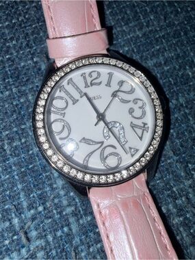 Unique GUESS Ladies Watch